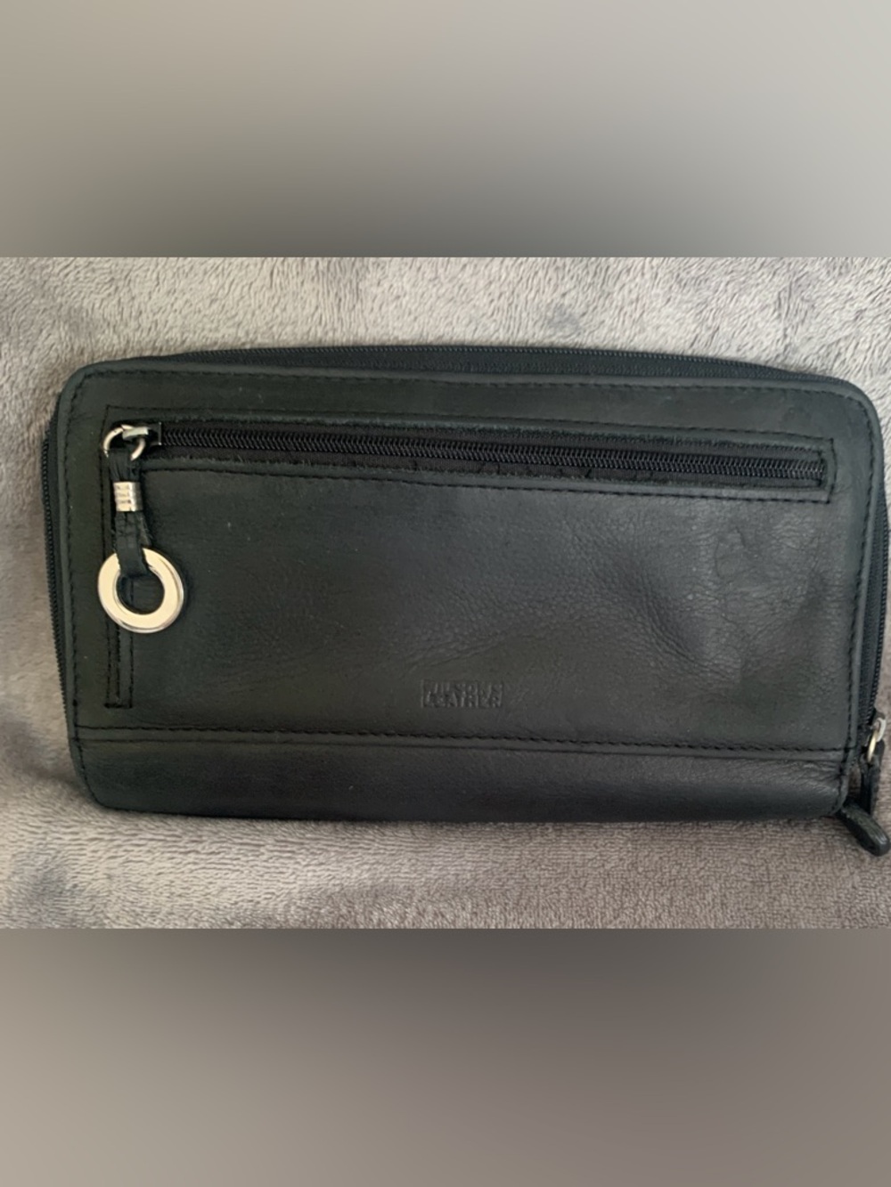 Wilson Leather Black Leather Zip Wallet Clutch